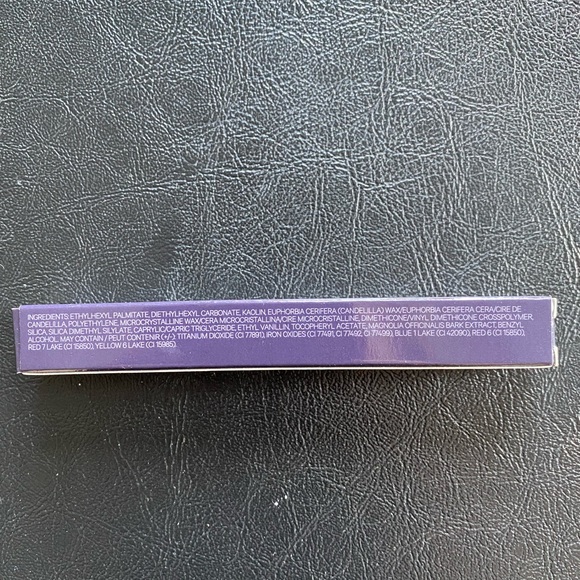 Kevin Aucoin Unforgettable Lipstick - Picture 3 of 4